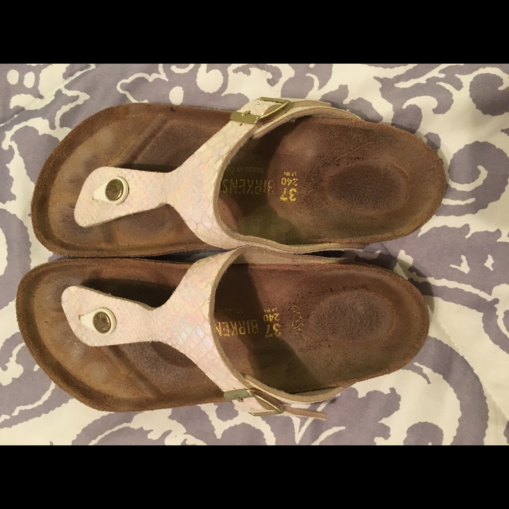 Birkenstock Sandals 37 fits size 7 Pearl color